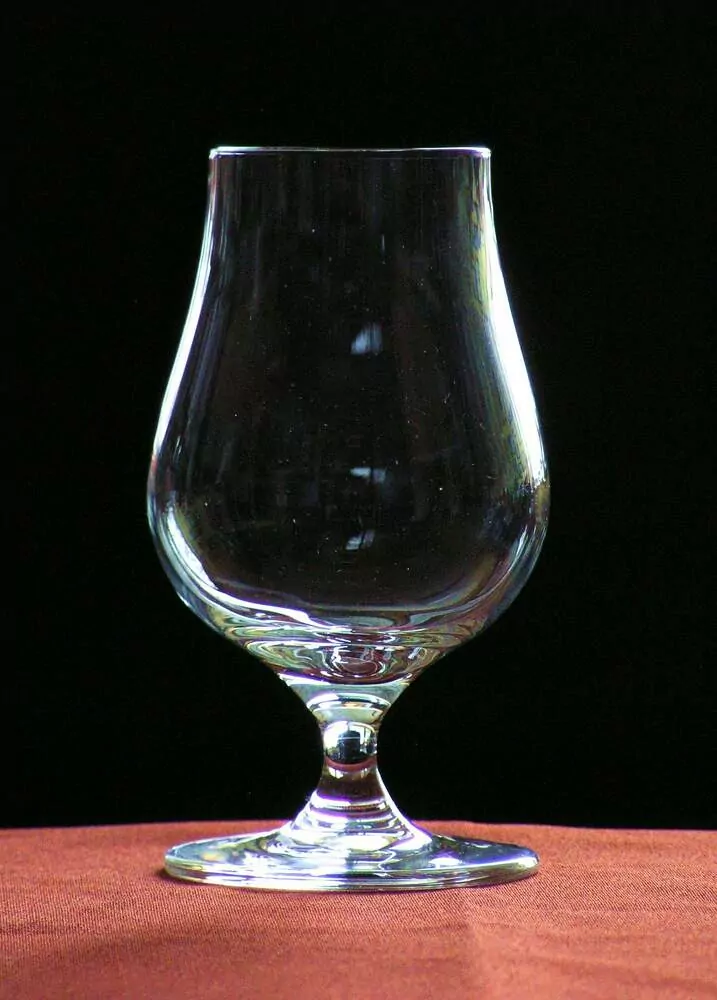 SKLENIČKY NA RUM A WHISKY, ROBARSINGL 200 ml