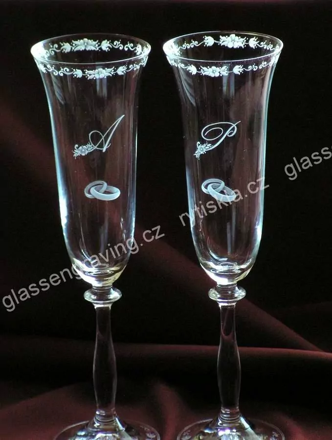 VALENTYN, Angl 190ml, vz 0948,a,b.