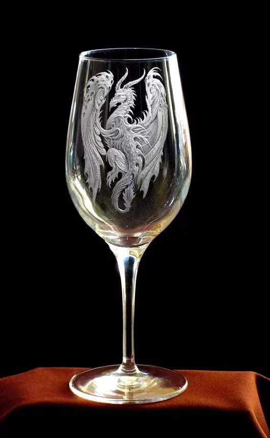 DRAK 08 SKLENIČKA NA VÍNO 650ml