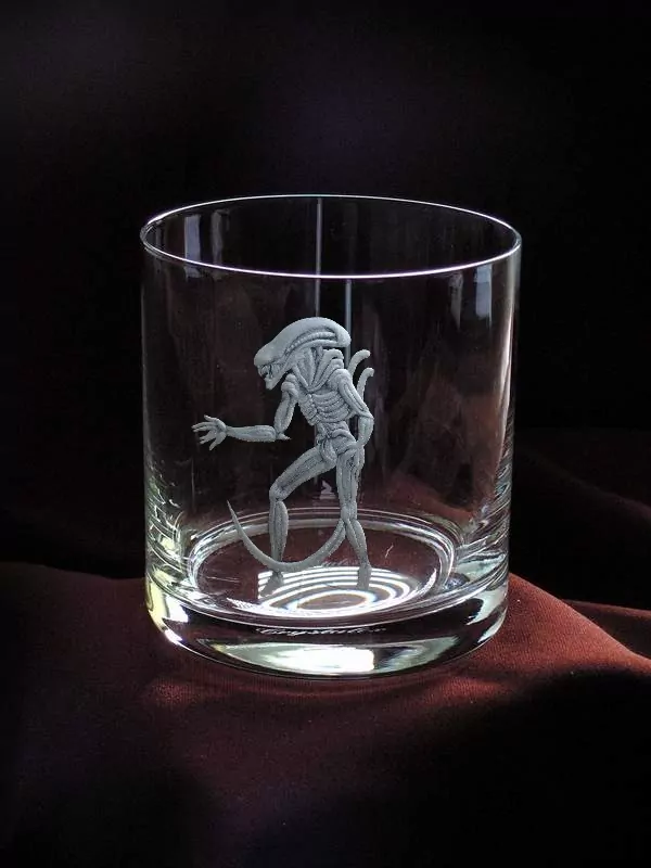 sklenice na whisky 320.400 vetřelec 01 alien