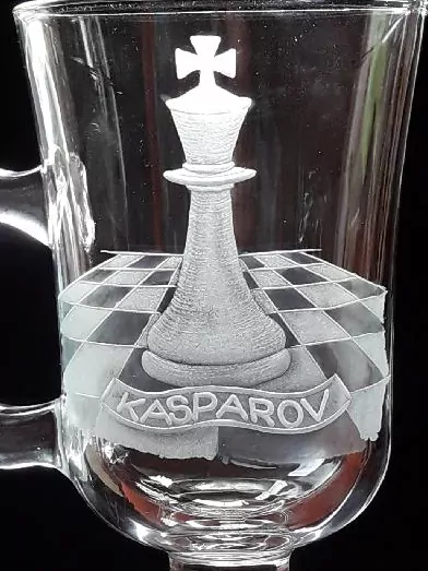 DEKOR ŠACHY, vz.03 král se jménem