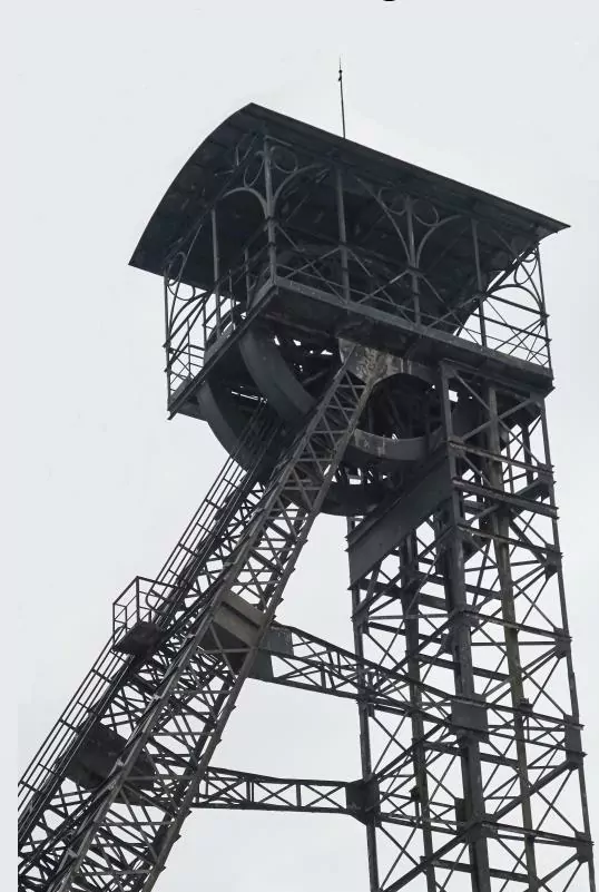 DEKOR HORNICKÝ SYMBOL 032