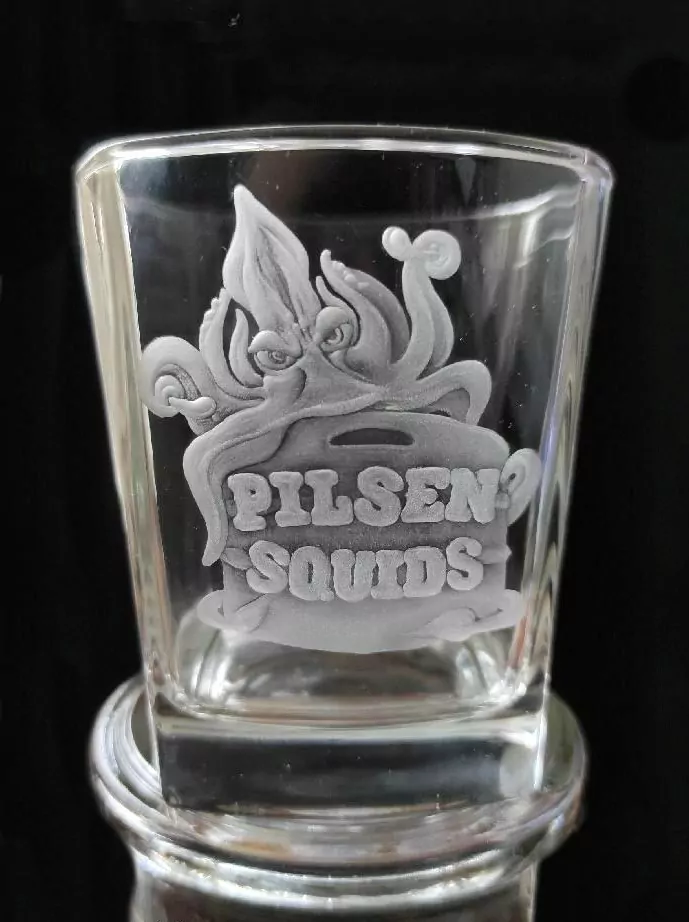 DEKOR PILSEN SQUIDS.01