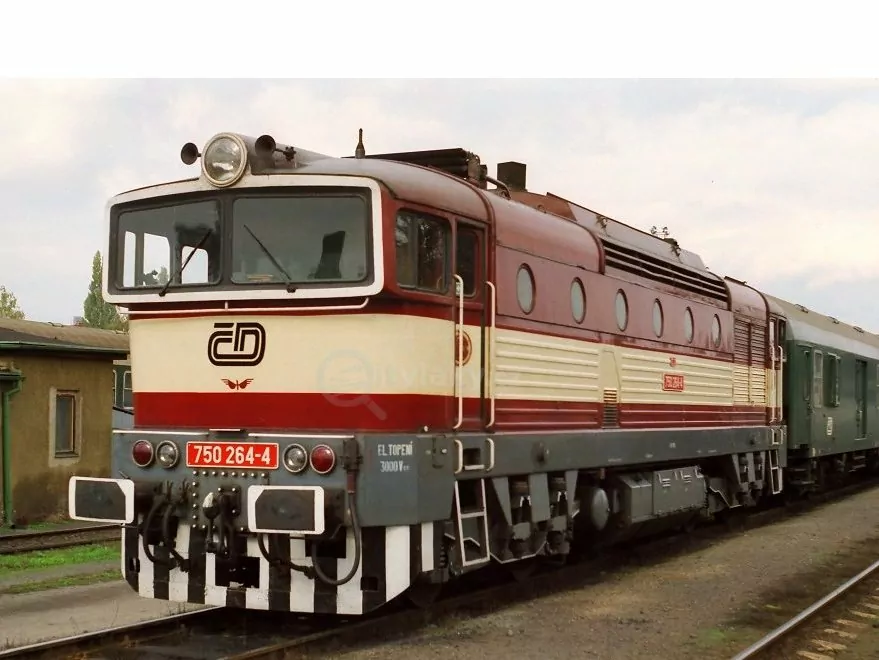 DEKOR BREJLOVEC, dieselová lokomotiva řady 753