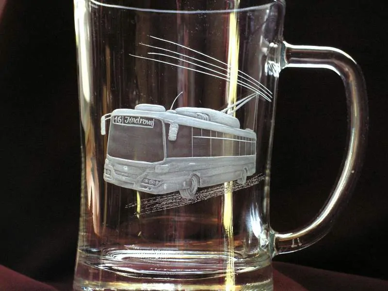 DEKOR TROLEJBUS na sklenice a půllitry