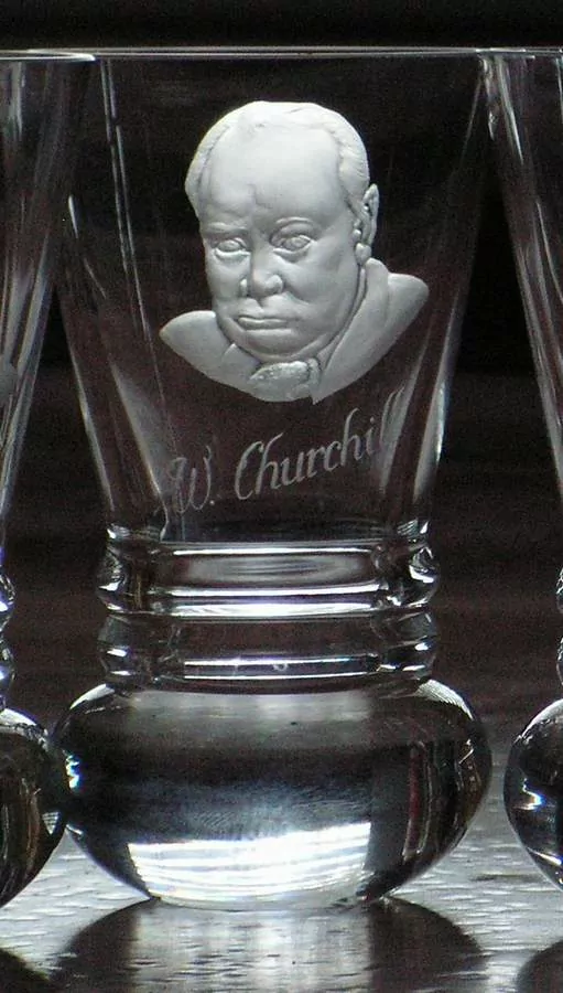 Logen glass DHf13, PORTRÉT, W.CHURCHILL, FREE MASONIC GLASS