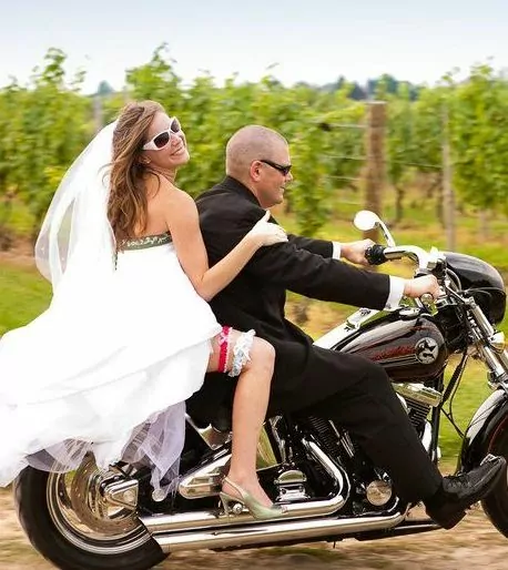 SVATEBNÍ SKLENIČKY PRO MOTORKÁŘE YAMAHA.HARLEY DAVIDSON, 500ml