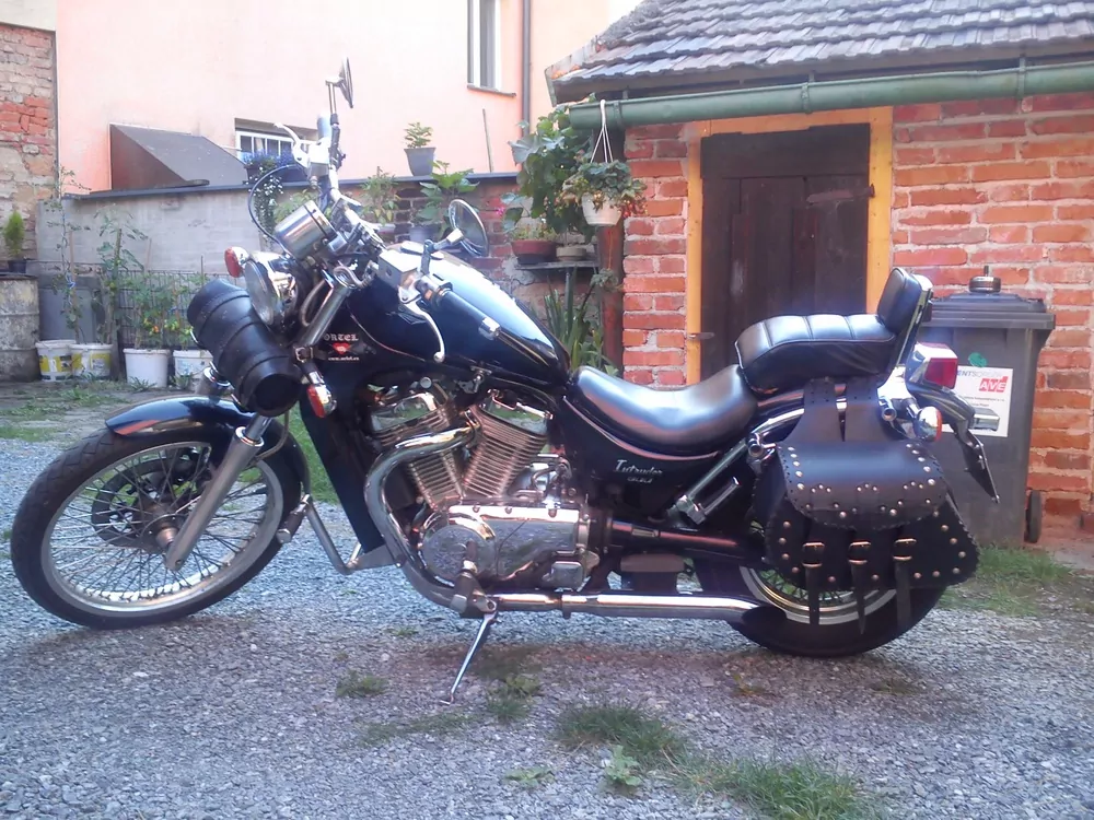 DEKOR SUZUKI INTRUDER 800