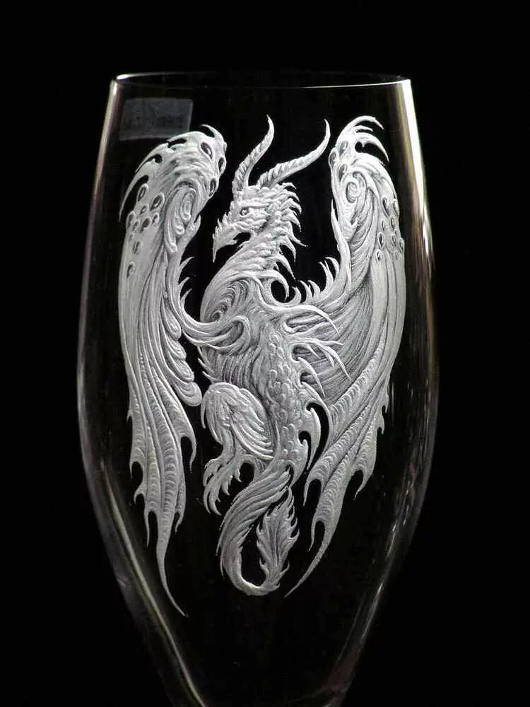 DRAK 08 SKLENIČKA NA VÍNO 650ml