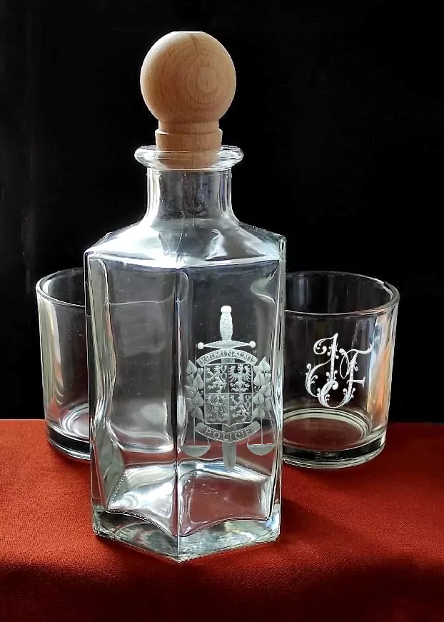 WHISKA SET 2+1 LAHEV 500 ml +2 VISKOVKY 225 ml