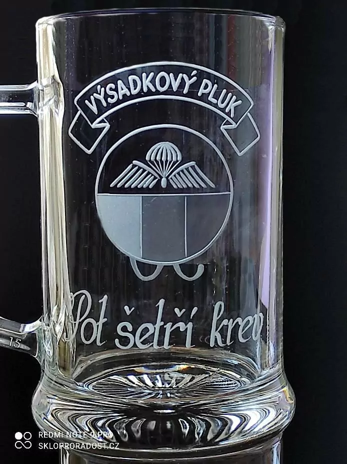 43. VÝSADKOVÝ PLUK ZNAK DEKOR