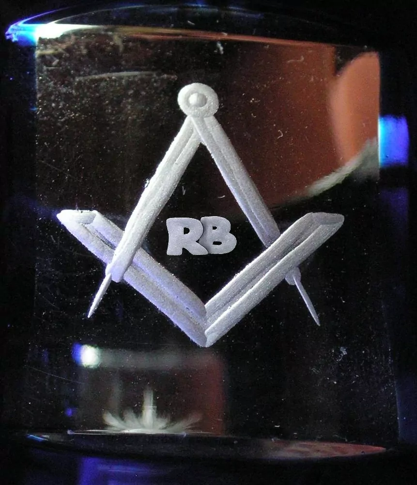 ZEDNÁŘSKÝ SYMBOL .0100. S MONOGRAMEM VZ 0102a