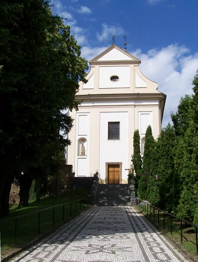 SKLENICE NA VÍNO, Kostel sv. Vavřince, Hluk u U.Hradiště