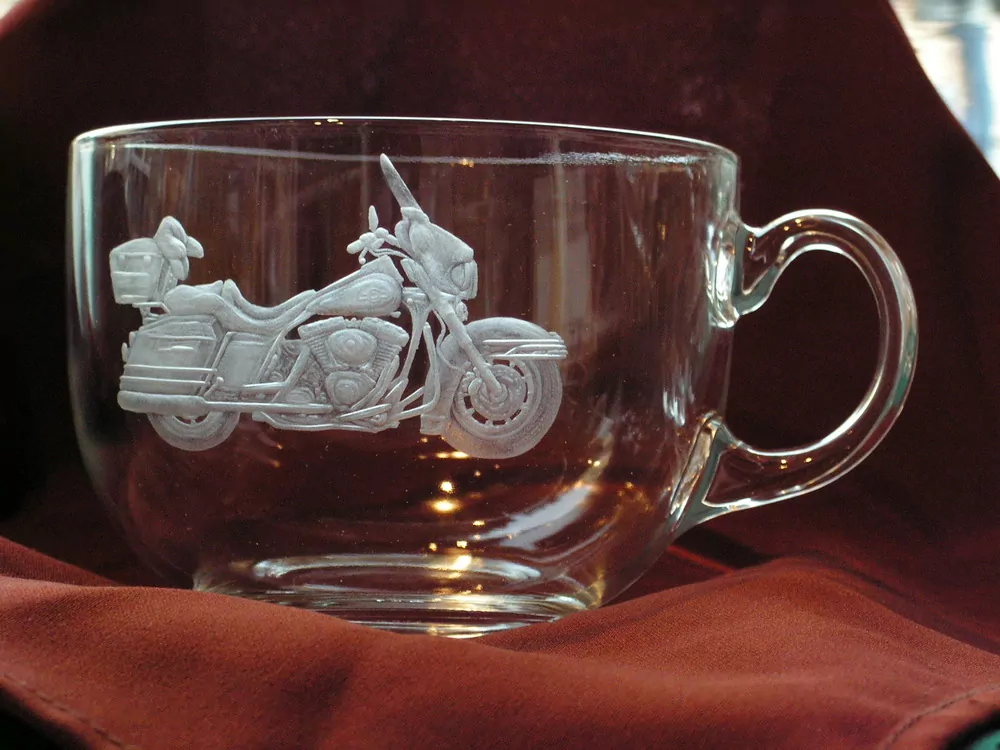 HRNEK na čaj JUMBO 0,5l s RYTÝM HARLEY DAVIDSON flhtc ELECTRA glide CLASSICA.01