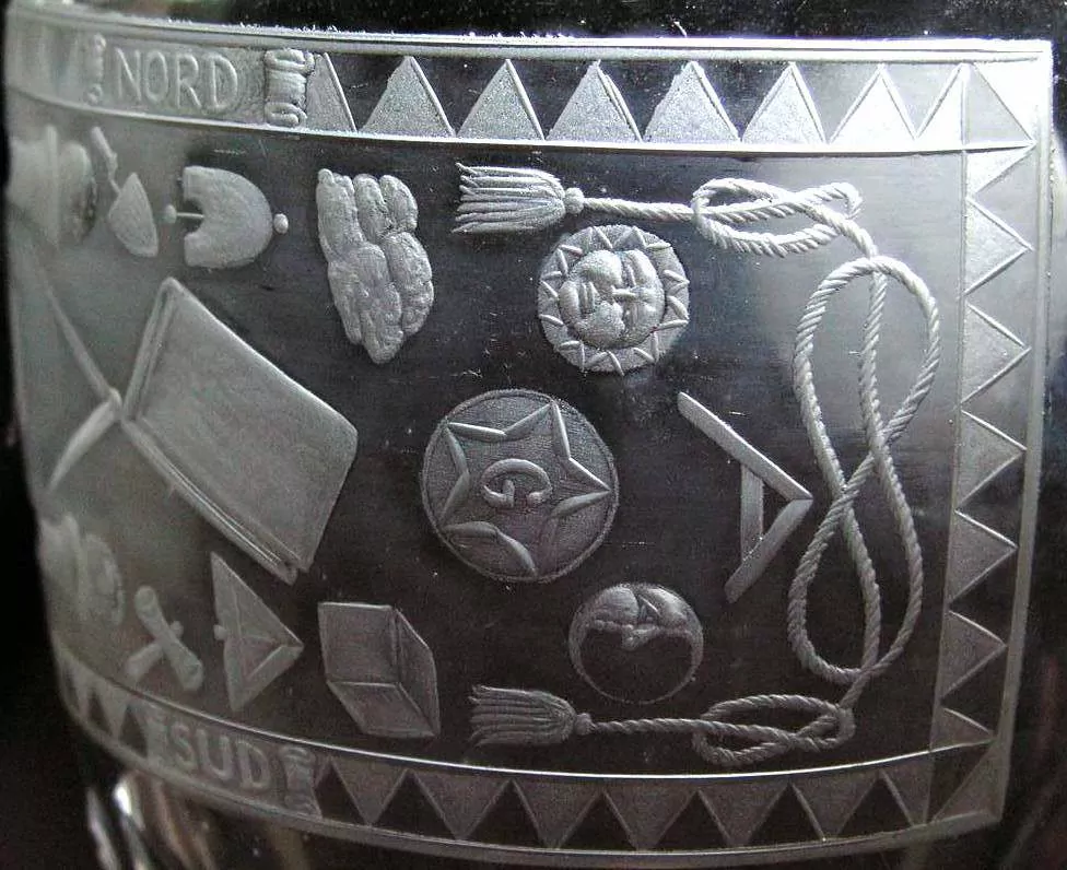 ZEDNÁŘSKÉ SYMBOLY MGO.orn.tpch.1115.c.horizontal