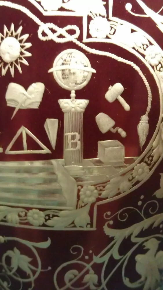 RYTÝ ZEDNÁŘSKÝ POHÁR, LAZŮRA, LOGENGLAS