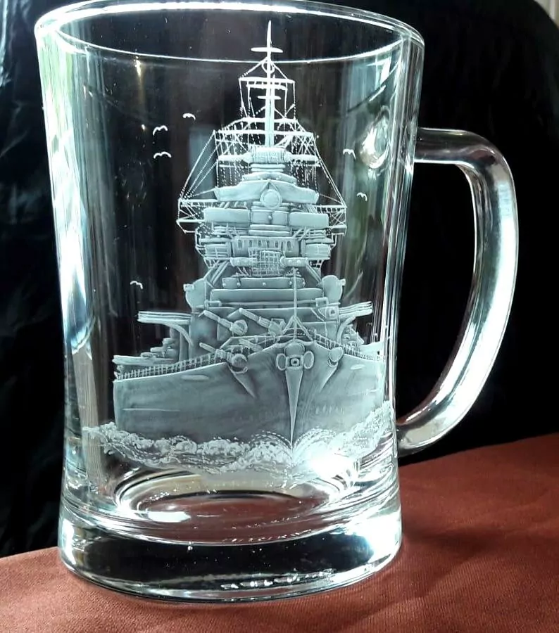 NĚMECKÁ BITEVNÍ LOĎ, KŘIŽNÍK BISMARCK, PŮLLITR KRÝGL IKD 0,5l