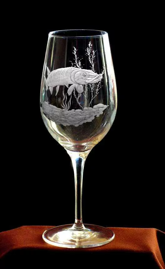 SKLENICE NA VÍNO -  BÍLÉ 385ml