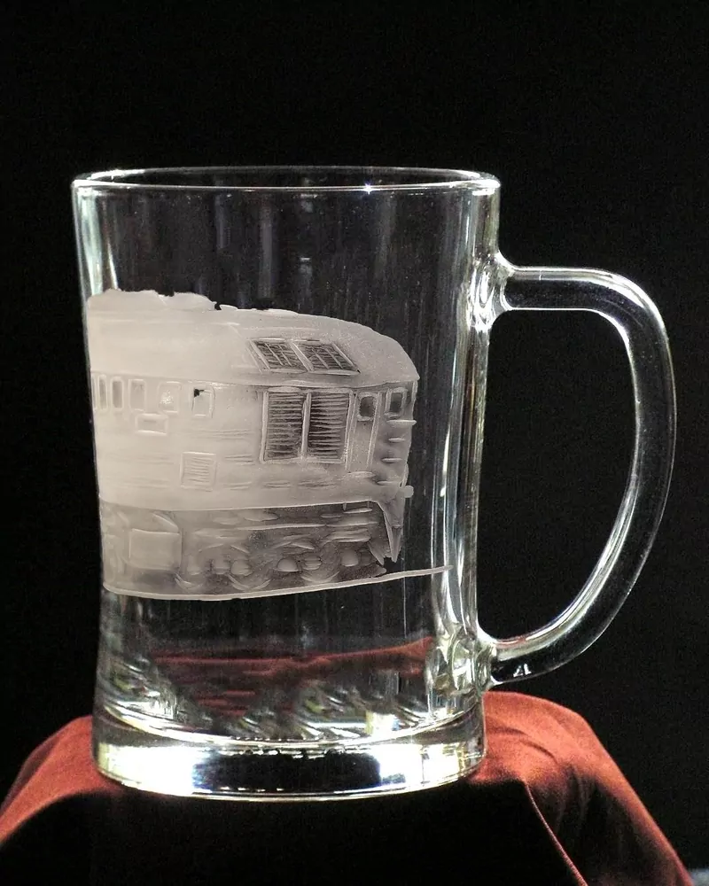 Sergej 781 dieselova lokomotiva na pullitru ikd 500 ml
