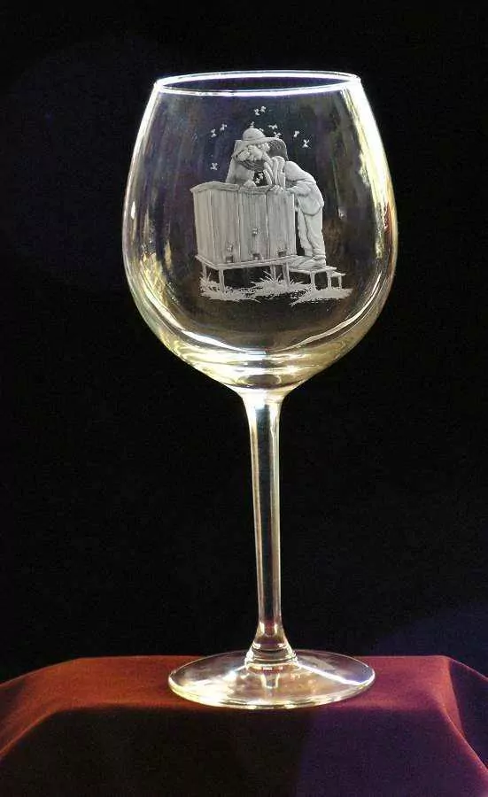 ikC BALÓN/ č.víno/590ml/22,7cm