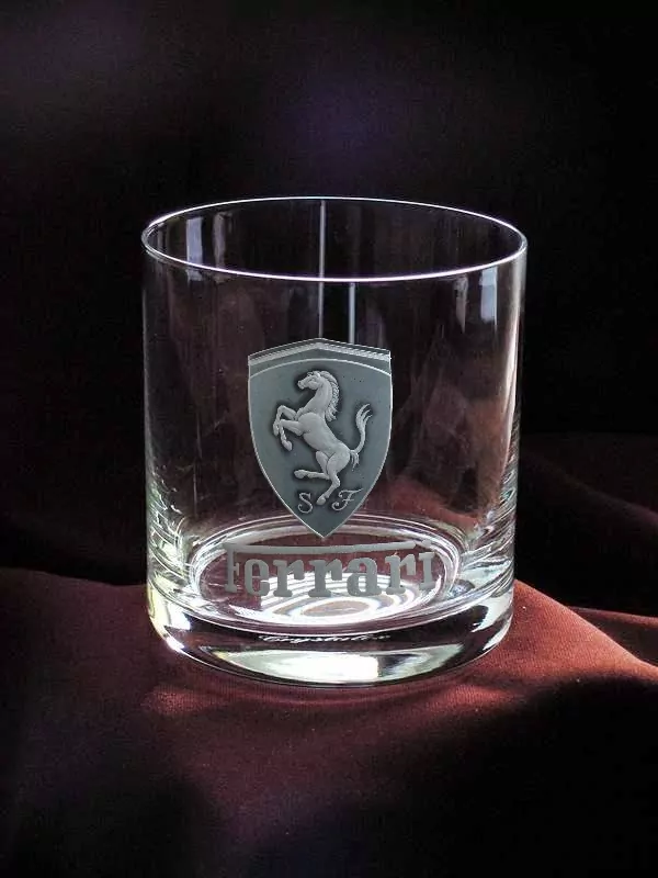 DEKOR LOGO FERRARI 01