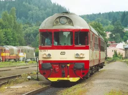 DEKOR DIESELOVÁ LOKOMOTIVA ŘADY M296.1021 Vindobona /854.021