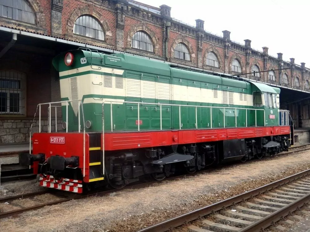 DEKOR ČMELÁK, dieselová lokomotiva řady T 669, 770,771