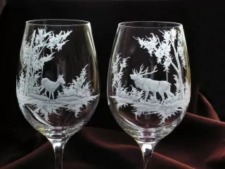 Vinné sklenice 2ks 500ml, MYSLIVOST jelen s laní s přírodou2