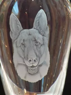DEKOR NĚMECKÝ OVČÁK.01 VÁZY...