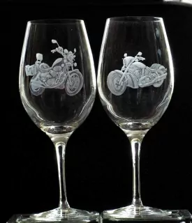 SVATEBNÍ SKLENIČKY PRO MOTORKÁŘE YAMAHA.HARLEY DAVIDSON, 500ml
