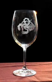 ZNAMENÍ ZVĚROKRUHU, ŠTÍR 03. škorpion, SKLENICE NA VÍNO 450ml