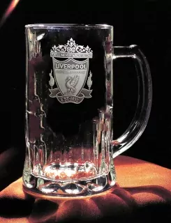 DÁREK PRO FOTBALISTU. Liverpool FC.01, PŮLLITR TUD.