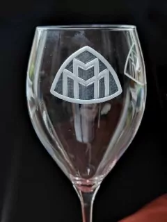 DEKOR LOGO MERCEDES MAYBACH 02