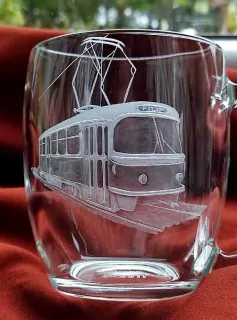 BROUŠENÝ PULLITR KRYGL 500 ml VIENNA TRAMVAJ T3 typ 6100