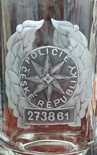 DEKOR ZNAK POLICIE ČESKÉ REPUBLIKY 04 S LIPOVÝM LISTEM SE SLUŽEBNÍM ČÍSLEM