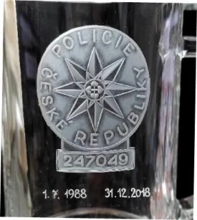 DEKOR ZNAK POLICIE ČESKÉ REPUBLIKY 02 SE SLUŽEBNÍM ČÍSLEM A DATY PŘÍCHODU A ODCHODU